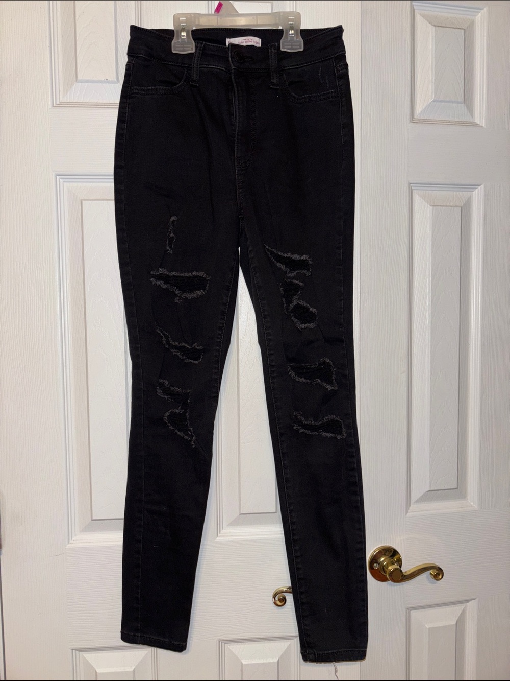 SO Black Ripped Skinny Jeans/Jeggings
